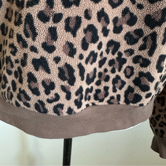 Nike leopard sweatshirt women’s - Picture 4 of 9